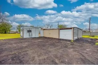 1717 Pipeline Road, Cleburne, TX 76033 - Photo 21