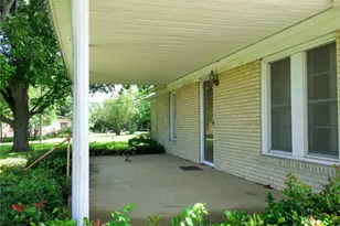 1717 Pipeline Rd, Cleburne, TX 76033 - Photo 25