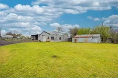 1717 Pipeline Road, Cleburne, TX 76033 - Photo 31
