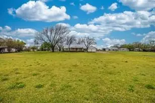 1717 Pipeline Rd, Cleburne, TX 76033 - Photo 25