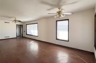1609 E Peyton St, Sherman, TX 75090 - Photo 5
