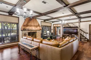 1213 Greenbriar Ln, Arlington, TX 76013 - Photo 9