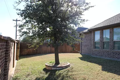 536 Hidden Springs Trail, Azle, TX 76020 - Photo 19