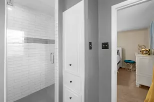 3750 Ridgeoak Way, Farmers Branch, TX 75244 - Photo 19