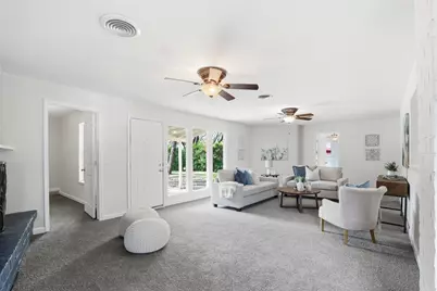 2212 Briardale Road, Fort Worth, TX 76119 - Photo 7