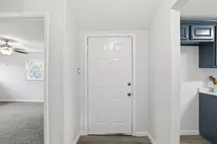 2212 Briardale Rd, Fort Worth, TX 76119 - Photo 13