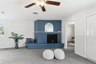 2212 Briardale Rd, Fort Worth, TX 76119 - Photo 5