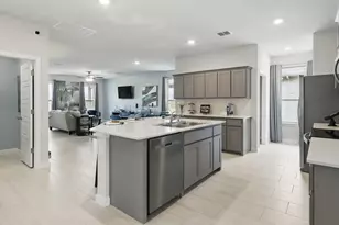 1905 Preakness Dr, Granbury, TX 76049 - Photo 7