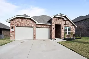 4244 Leeds Dr, Fort Worth, TX 76036 - Photo 1