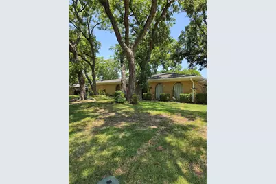 2517 Nantucket Drive, Sherman, TX 75092 - Photo 3