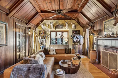 2437 Wabash Avenue, Fort Worth, TX 76109 - Photo 9