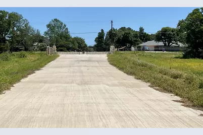 1657 Private Access 60200, Burleson, TX 76028 - Photo 17