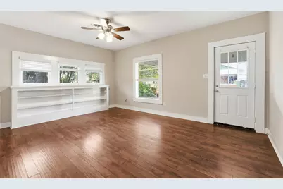 405 College Street, Cleburne, TX 76033 - Photo 5