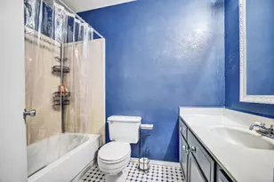1606 Kingspoint Dr, Carrollton, TX 75007 - Photo 17