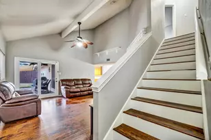 1606 Kingspoint Dr, Carrollton, TX 75007 - Photo 3