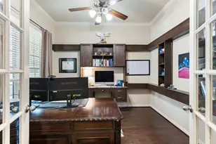 2844 Lacompte Dr, Dallas, TX 75227 - Photo 3