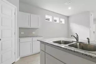 3057 Maple Orch Ln, Fort Worth, TX 76140 - Photo 7