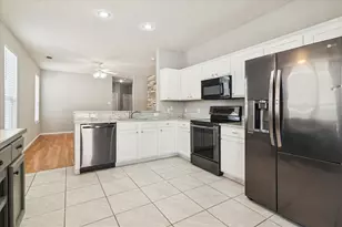 9809 Cedarcrest Dr, Providence Village, TX 76227 - Photo 9