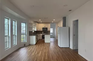 525 E Munson St, Denison, TX 75021 - Photo 3