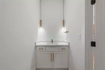 603 S Moore Street, Dallas, TX 75203 - Photo 5