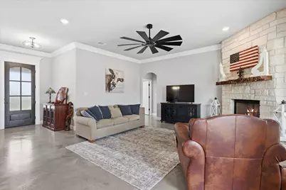 204 Martin Drive, Granbury, TX 76049 - Photo 15