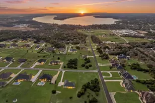 204 Martin Dr, Granbury, TX 76049 - Photo 39