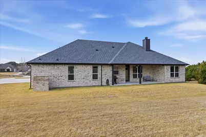 204 Martin Drive, Granbury, TX 76049 - Photo 33