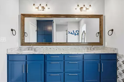 204 Martin Drive, Granbury, TX 76049 - Photo 21