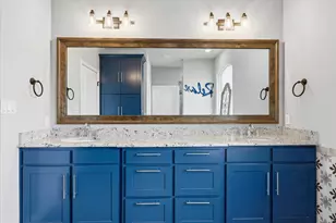 204 Martin Dr, Granbury, TX 76049 - Photo 21