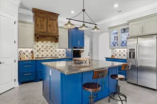 204 Martin Dr, Granbury, TX 76049 - Photo 11