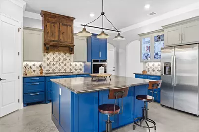 204 Martin Drive, Granbury, TX 76049 - Photo 9