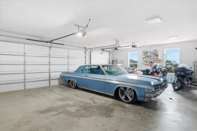 204 Martin Drive, Granbury, TX 76049 - Photo 31