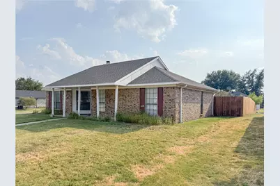 1602 Autumn Breeze Lane, Lewisville, TX 75077 - Photo 3