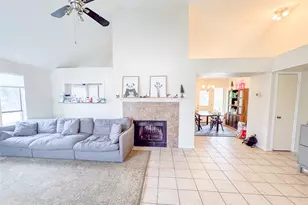 1602 Autumn Breeze Ln, Lewisville, TX 75077 - Photo 15