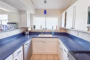 1602 Autumn Breeze Ln, Lewisville, TX 75077 - Photo 17