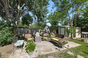 1401 Monaco Dr, Lewisville, TX 75067 - Photo 31