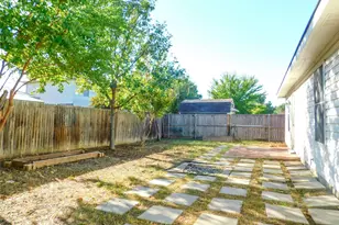 8105 Winding Stream Ln, Denton, TX 76210 - Photo 25