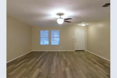 8105 Winding Stream Lane, Denton, TX 76210 - Photo 5