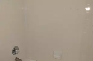 5704 Congressional Dr, Arlington, TX 76018 - Photo 15