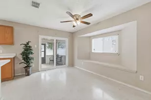 3148 Spyglass Dr, Grand Prairie, TX 75052 - Photo 11