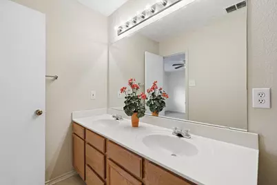 3148 Spyglass Drive, Grand Prairie, TX 75052 - Photo 25