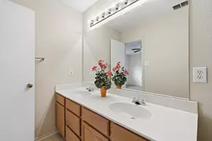 3148 Spyglass Dr, Grand Prairie, TX 75052 - Photo 25