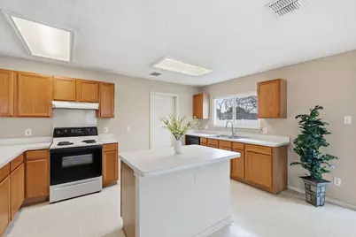 3148 Spyglass Drive, Grand Prairie, TX 75052 - Photo 15