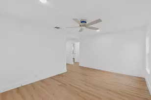 325 Wilton Dr, Greenville, TX 75401 - Photo 9