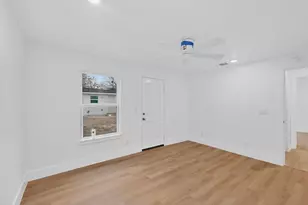 325 Wilton Dr, Greenville, TX 75401 - Photo 19