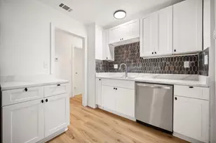 1417 Hamsted St, Fort Worth, TX 76115 - Photo 5