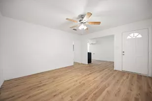 1417 Hamsted St, Fort Worth, TX 76115 - Photo 13