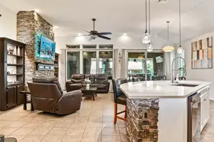 5617 Ridge Lake Dr, Fort Worth, TX 76244 - Photo 5