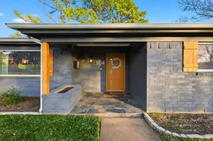 904 Scott Dr, Hurst, TX 76053 - Photo 5