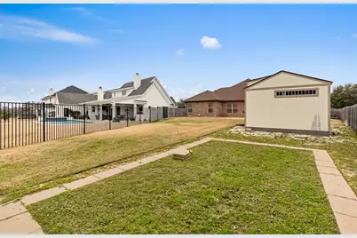 61 N Shore Circle, Waco, TX 76708 - Photo 15